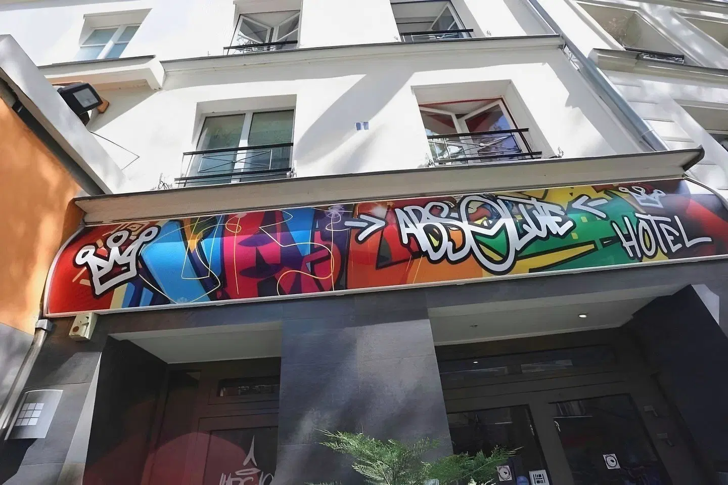 Absolute Hotel EXTERIOR