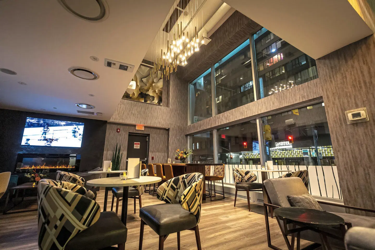 Holiday Inn Toronto Downtown Centre LOUNGE_LOBBY