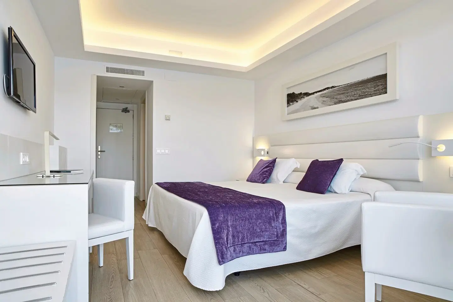 Argos ROOM_EXAMPLE