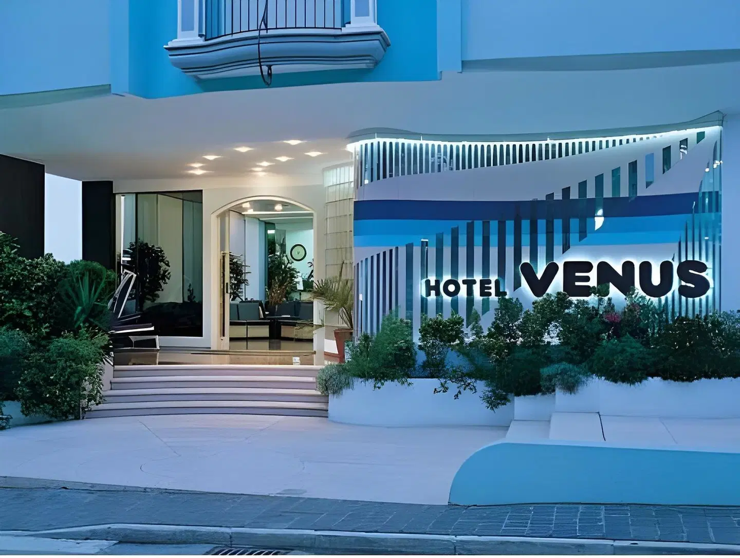 Venus EXTERIOR