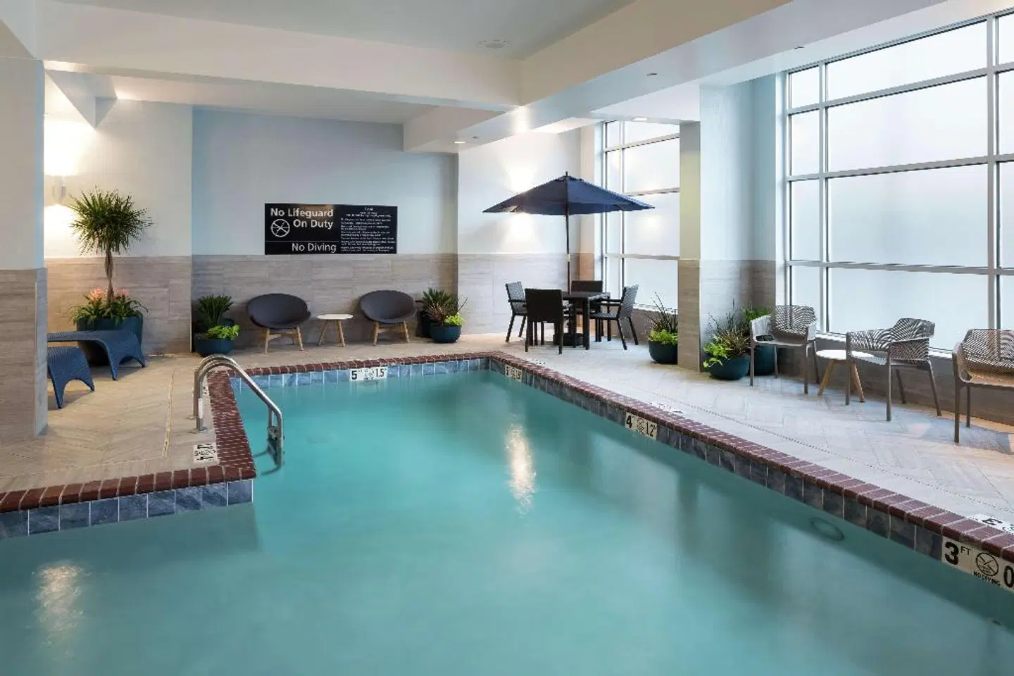 Hampton Inn & Suites Memphis-Beale Street Hallenbad