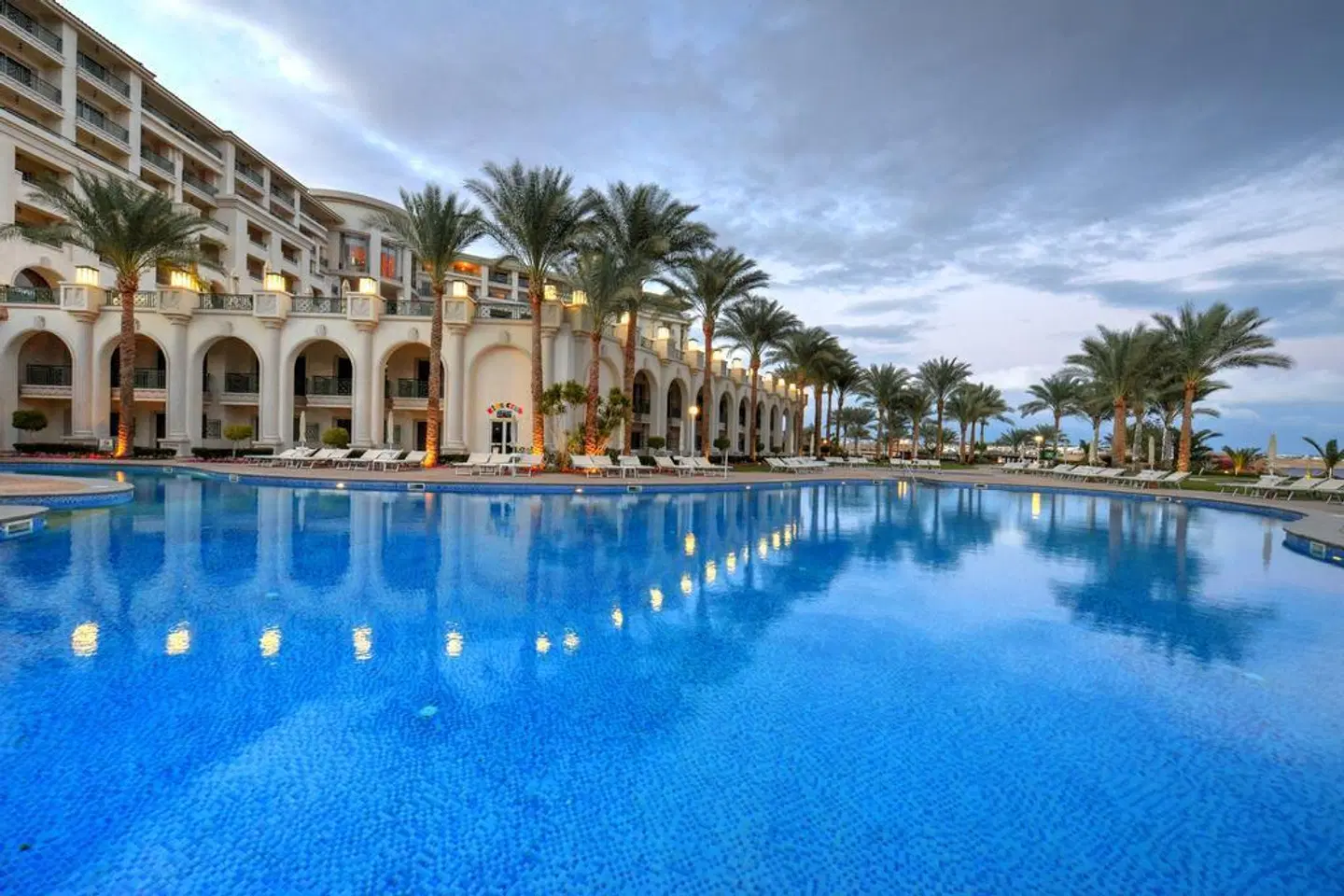 Stella Di Mare Beach Hotel & Spa OUTDOOR_POOL