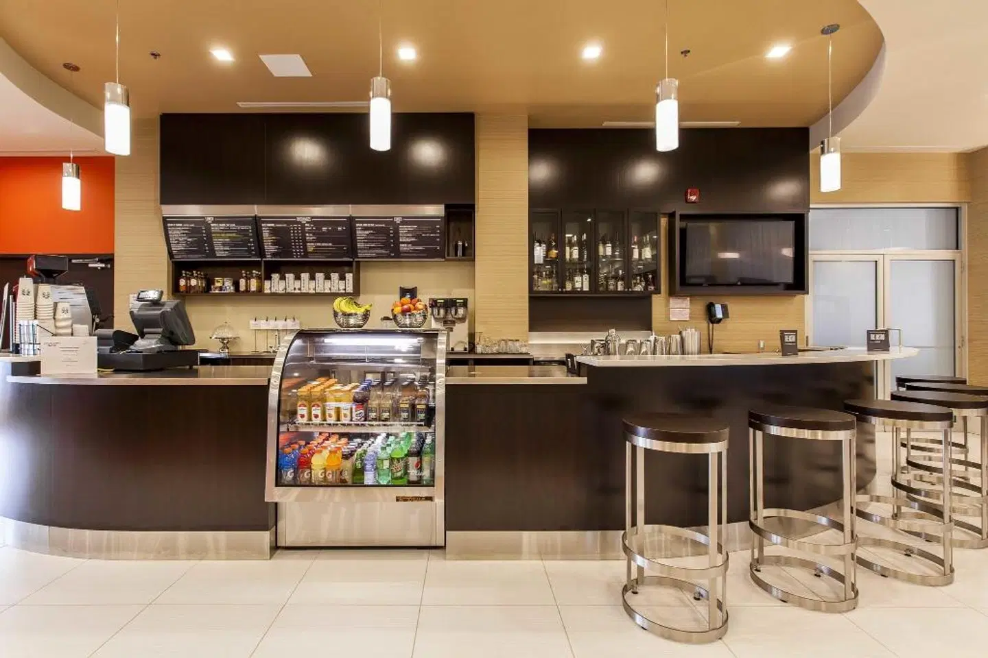 Courtyard by Marriott Montreal West Island/Baie DUrfe Bar