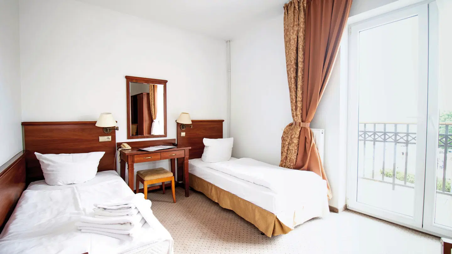 Gold ROOM_EXAMPLE