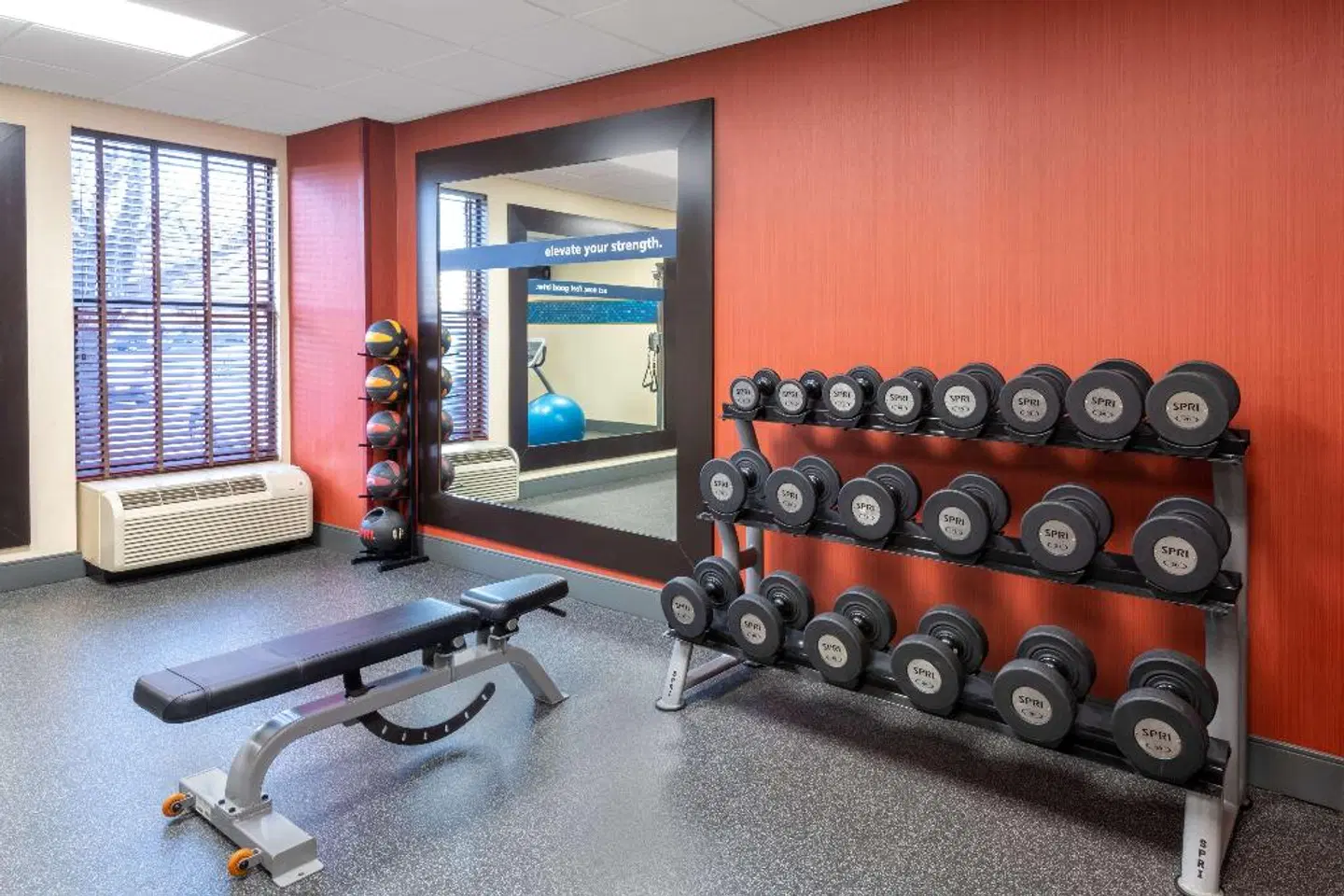 Hampton Inn Denver-International Airport SPORTS_AND_LEISURE