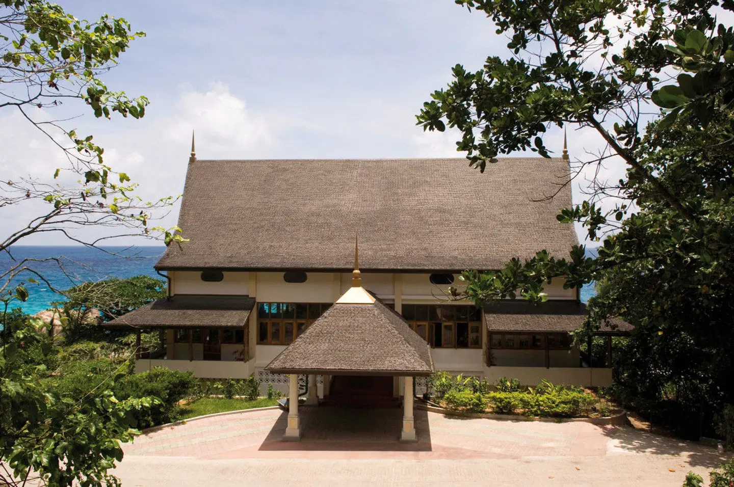 Patatran Village EXTERIOR