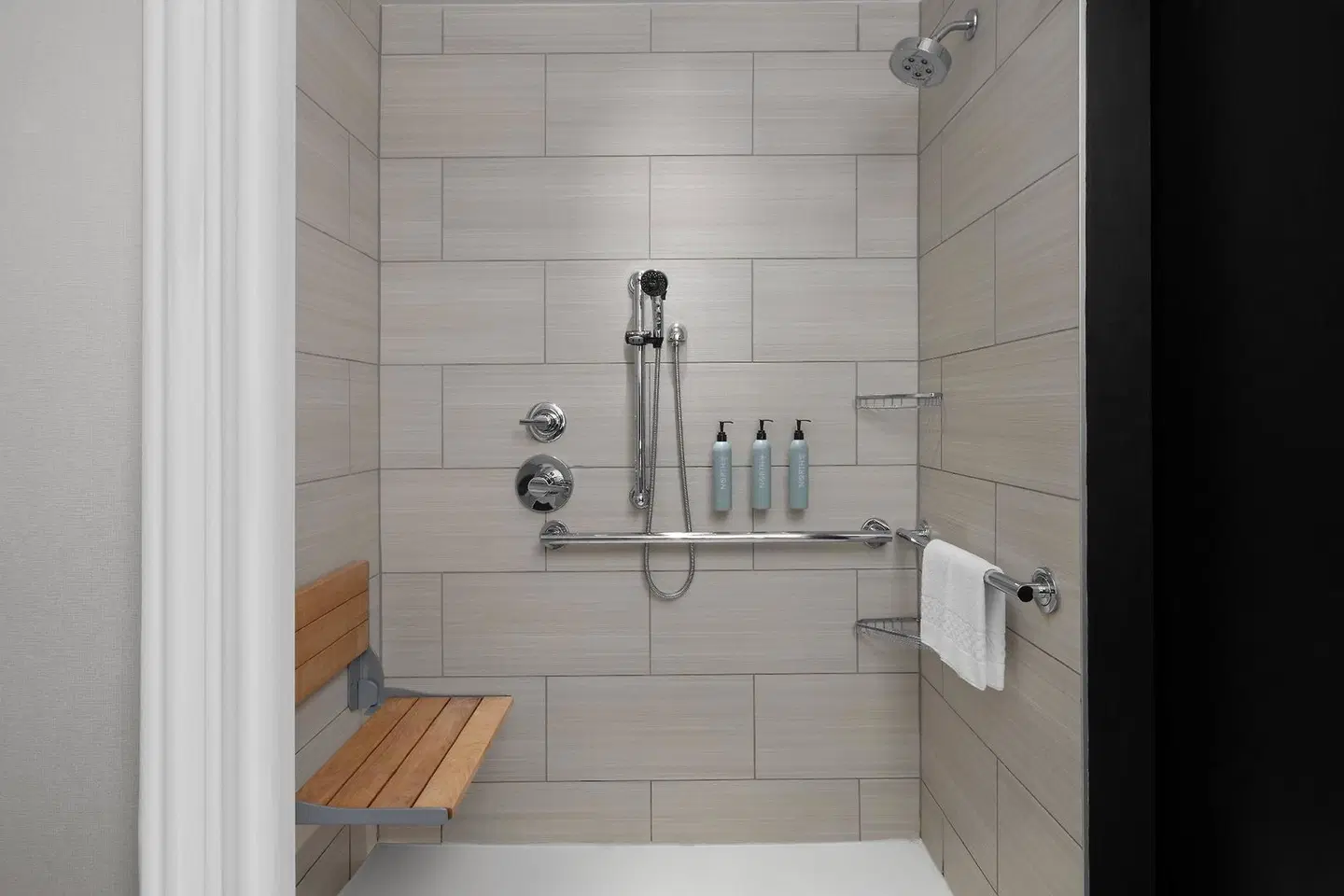 Courtyard by Marriott New York World Trade Center Area Badezimmer
