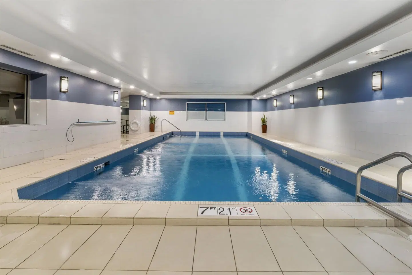 Best Western Plus Chocolate Lake Hotel Hallenbad