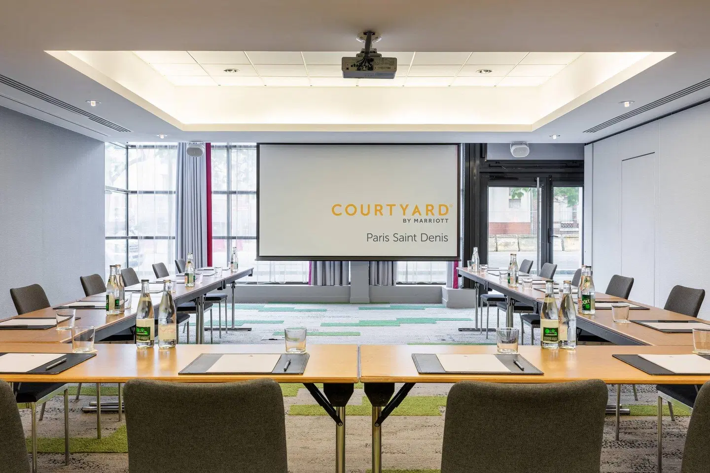 Courtyard by Marriott Paris Saint Denis Konferenz