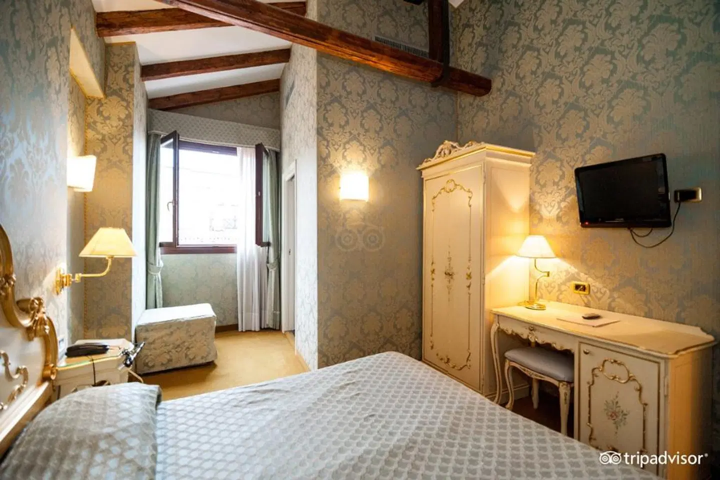 Torino ROOM_EXAMPLE