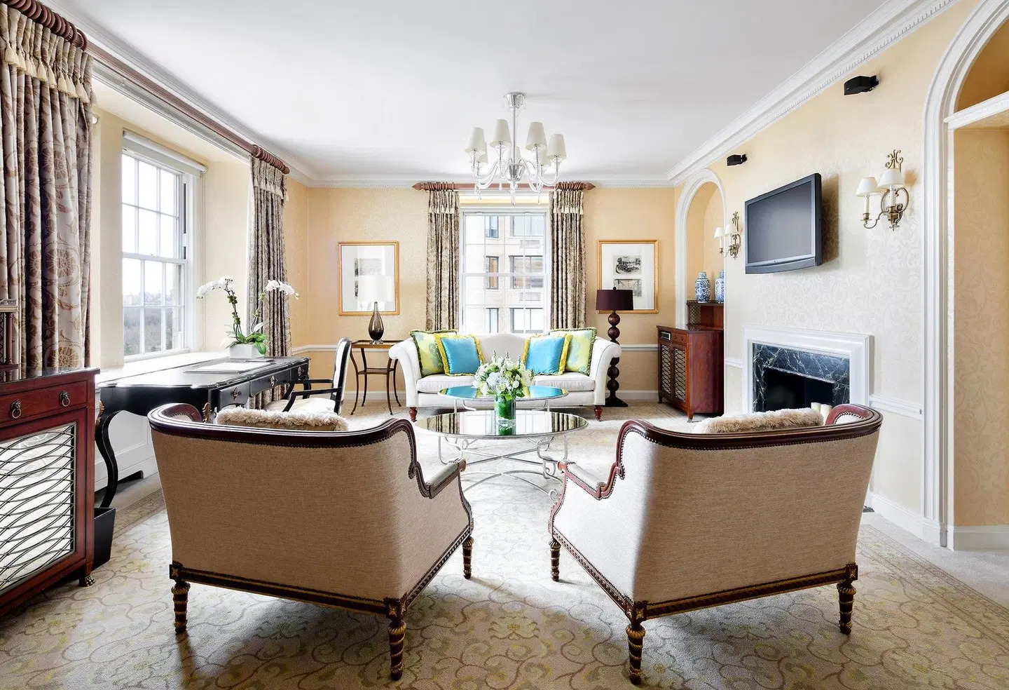 The Pierre, A Taj Hotel, New York LOUNGE_LOBBY