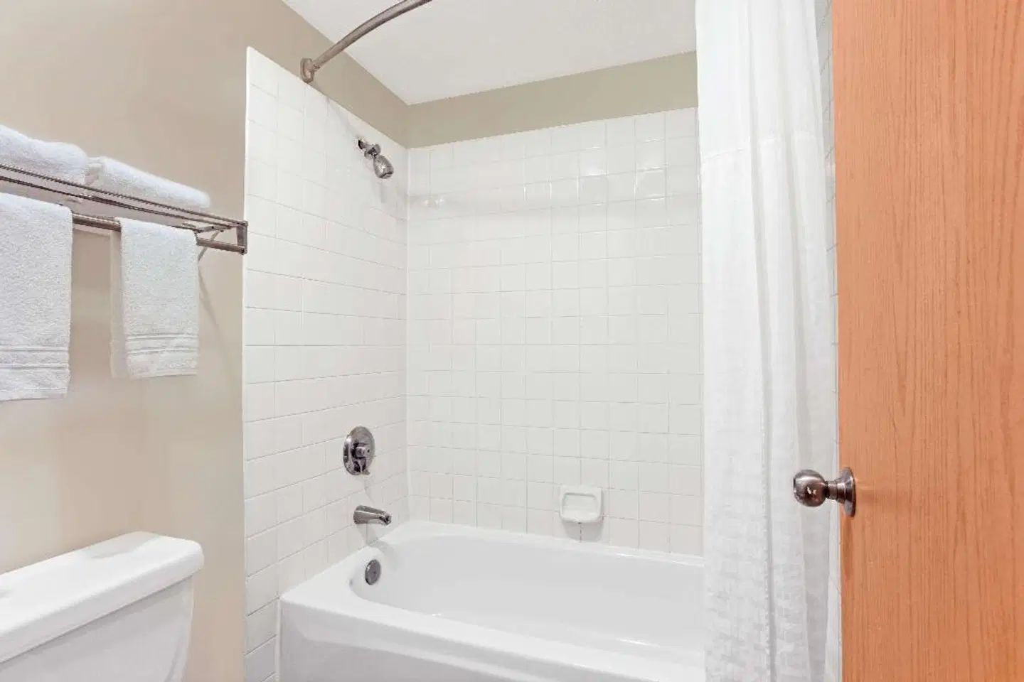 Days Inn by Wyndham Federal Way Badezimmer