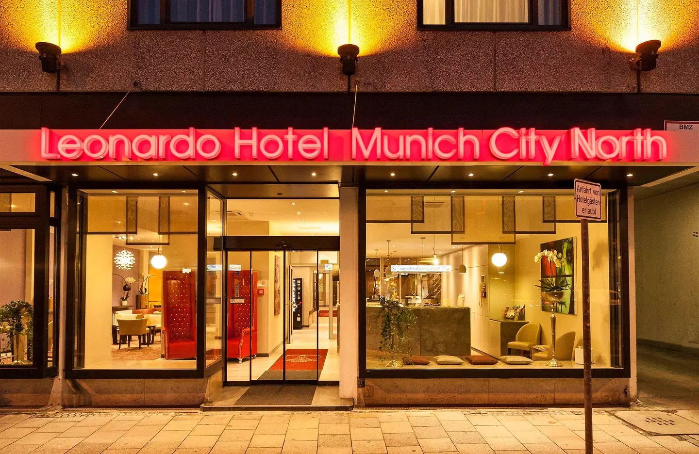 Leonardo Hotel Munich City North EXTERIOR