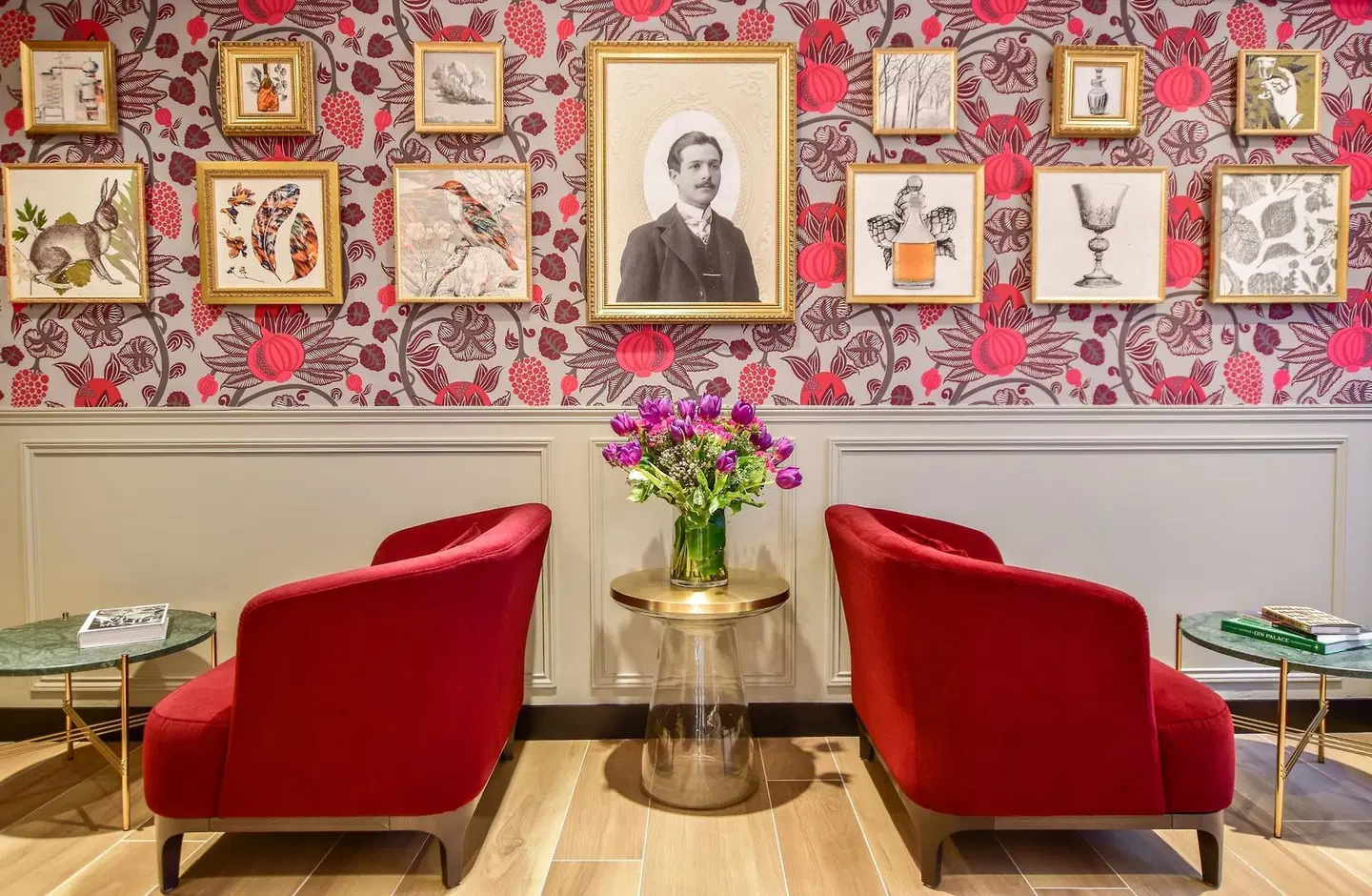 XO Hotel Bar