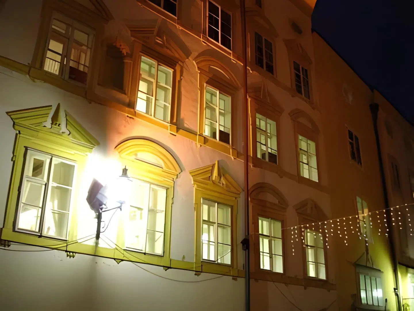 Wilder Mann EXTERIOR