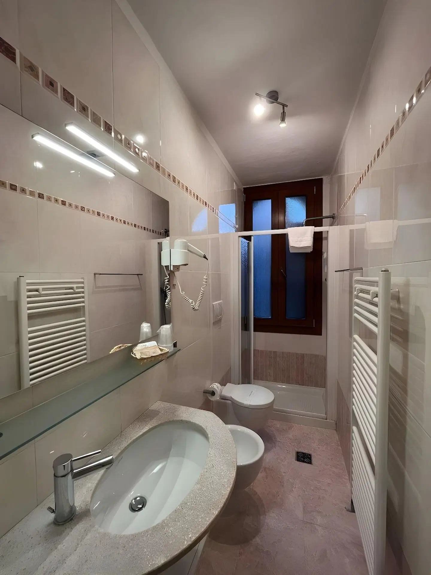 Castello Badezimmer