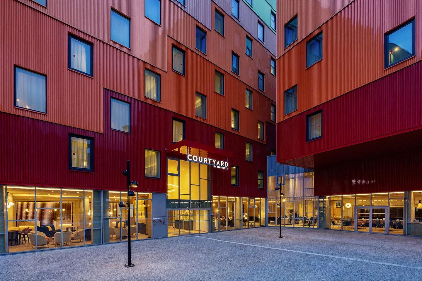 Courtyard by Marriott Paris Charles de Gaulle Central Airport EXTERIOR