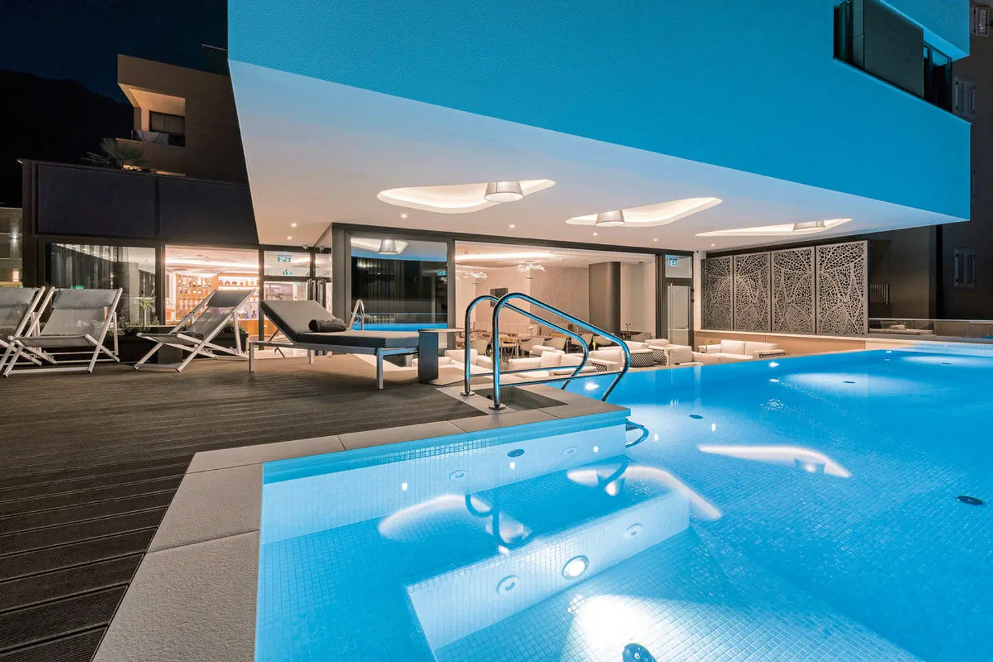 Hotel Ani Hallenbad