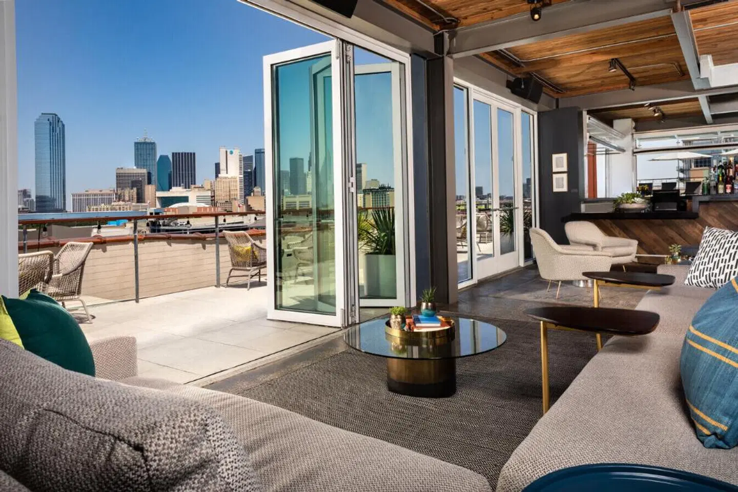 Canvas Hotel Dallas Terrasse
