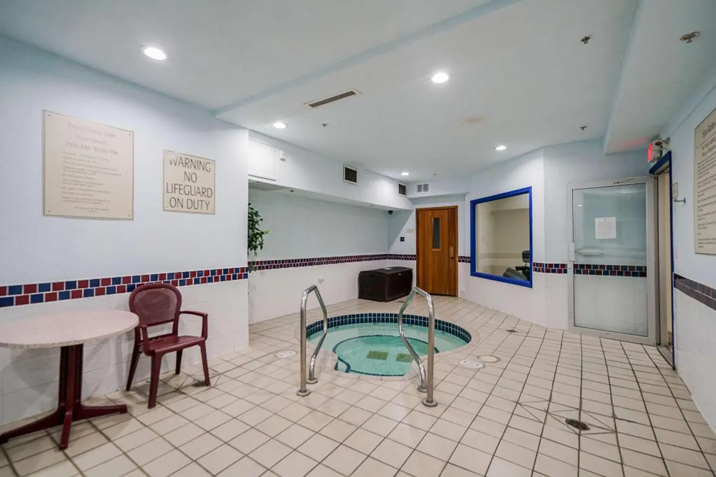 Best Western Peace Arch Inn Hallenbad