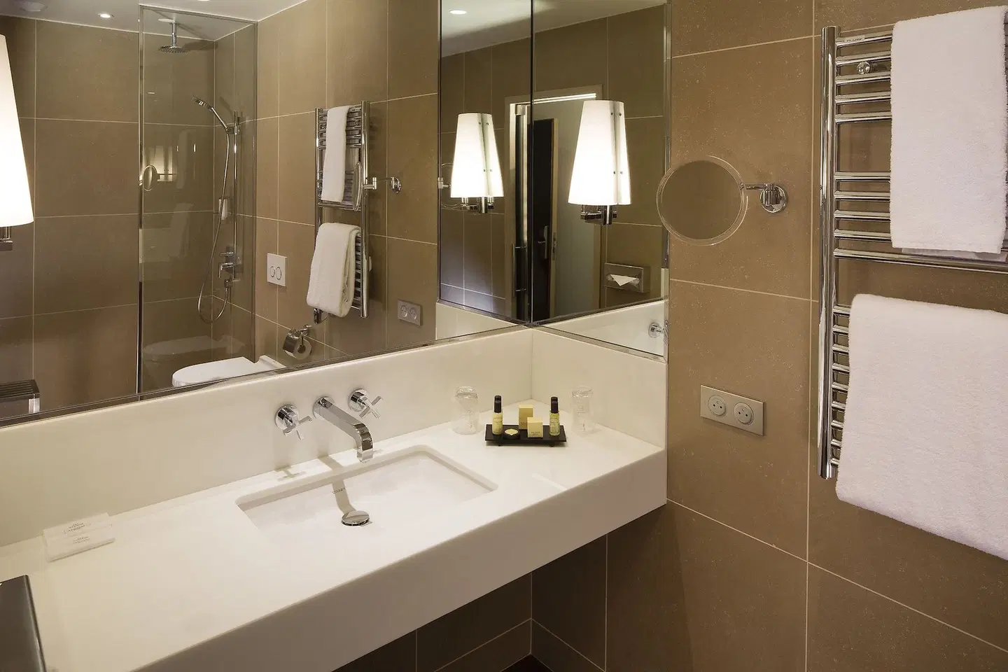 Hôtel Le M Paris Badezimmer