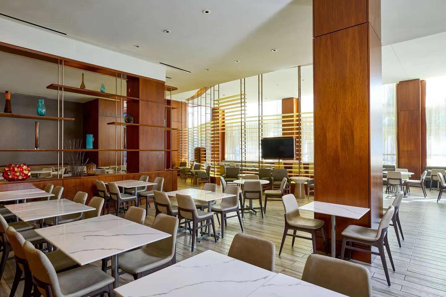 Residence Inn by Marriott Arlington Capital View Restaurant