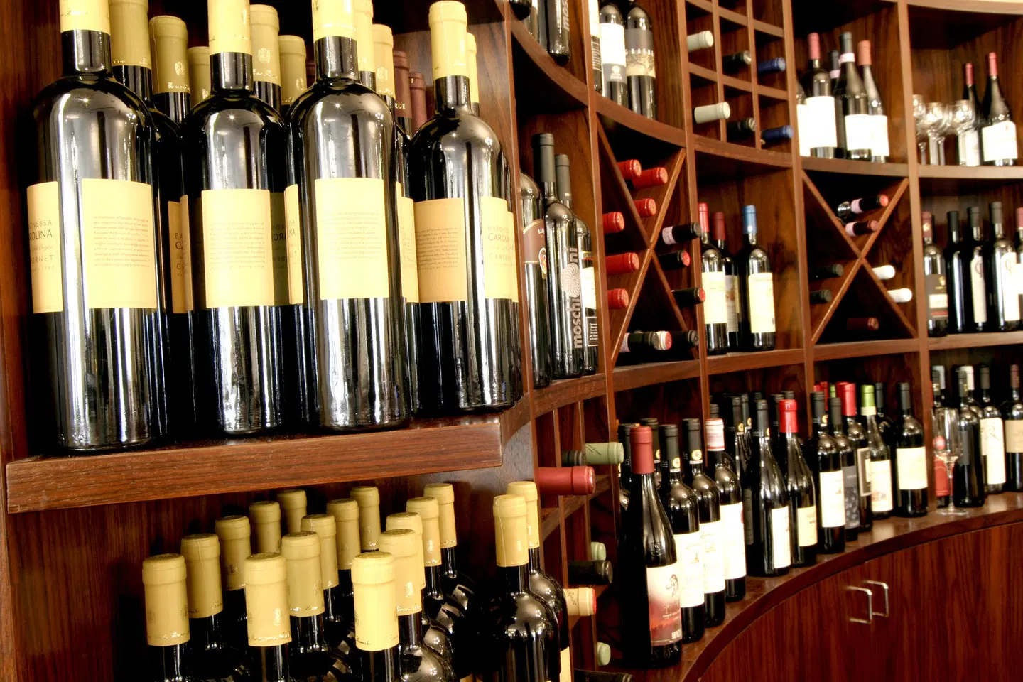 Crowne Plaza Venice East Bar
