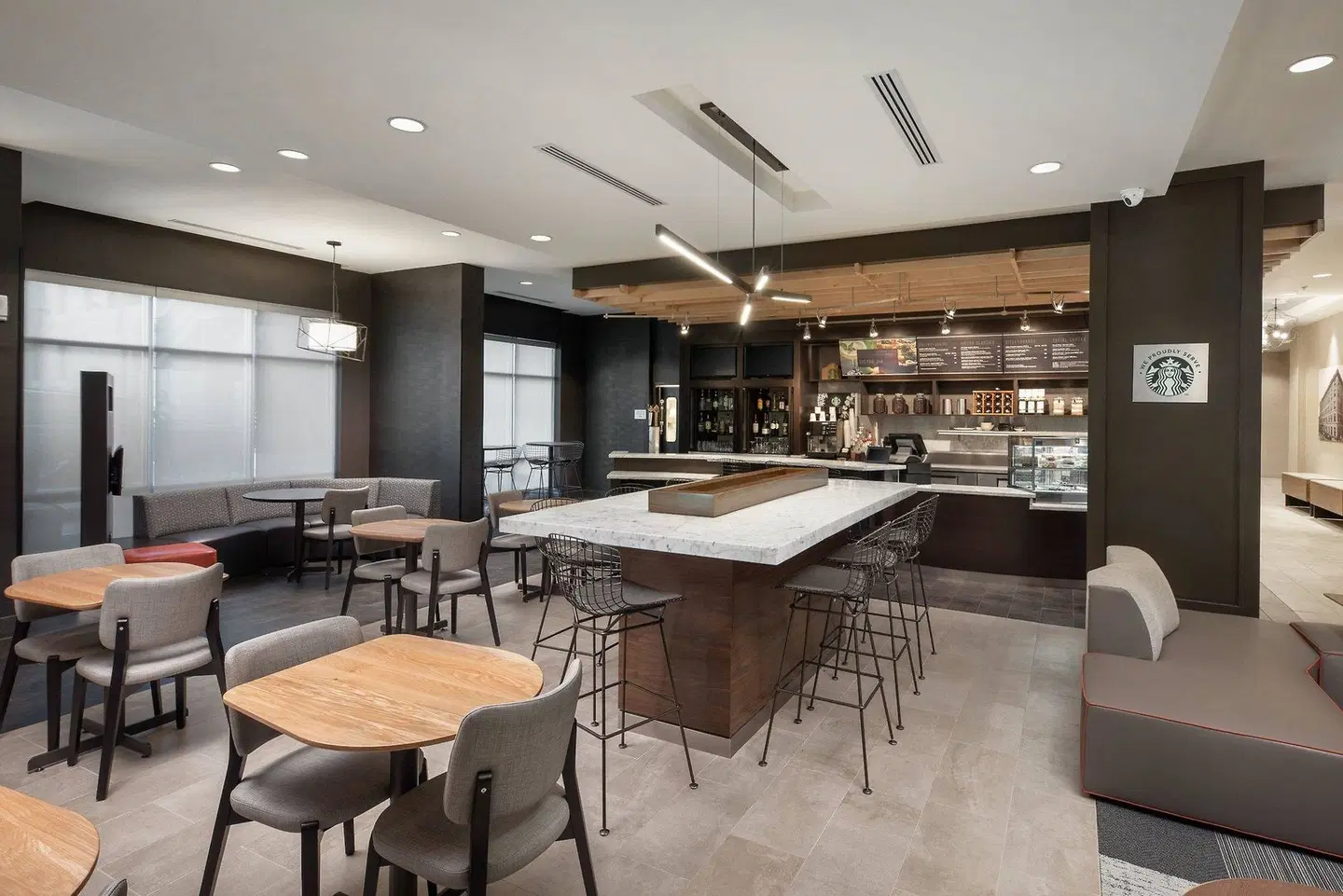 Courtyard by Marriott Baton Rouge Downtown Bar
