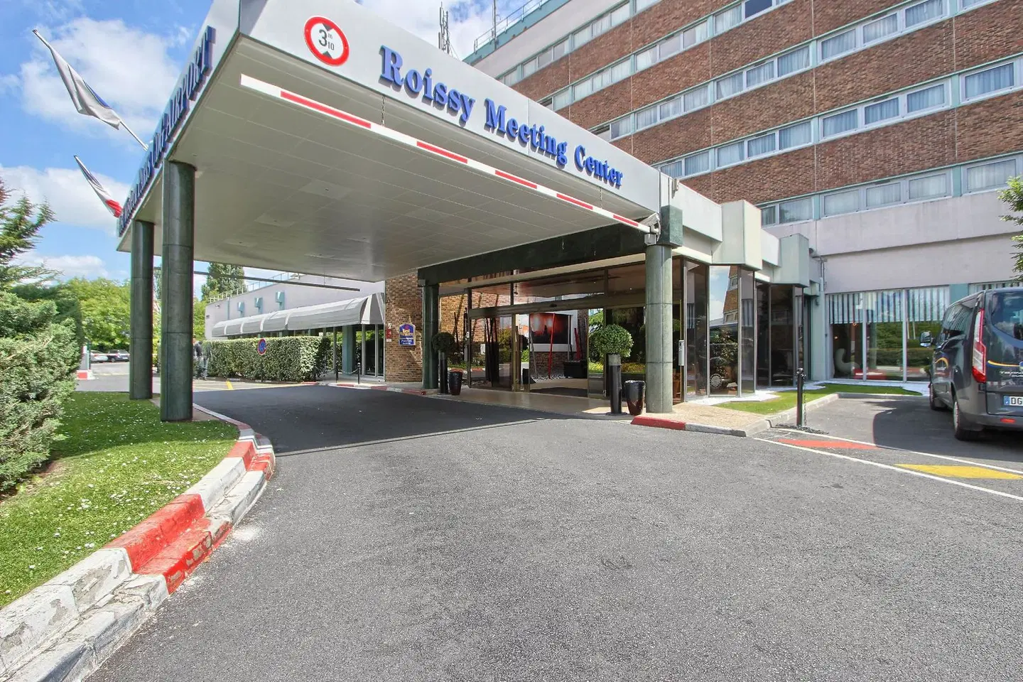 Hôtel Inn Paris CDG Airport EXTERIOR