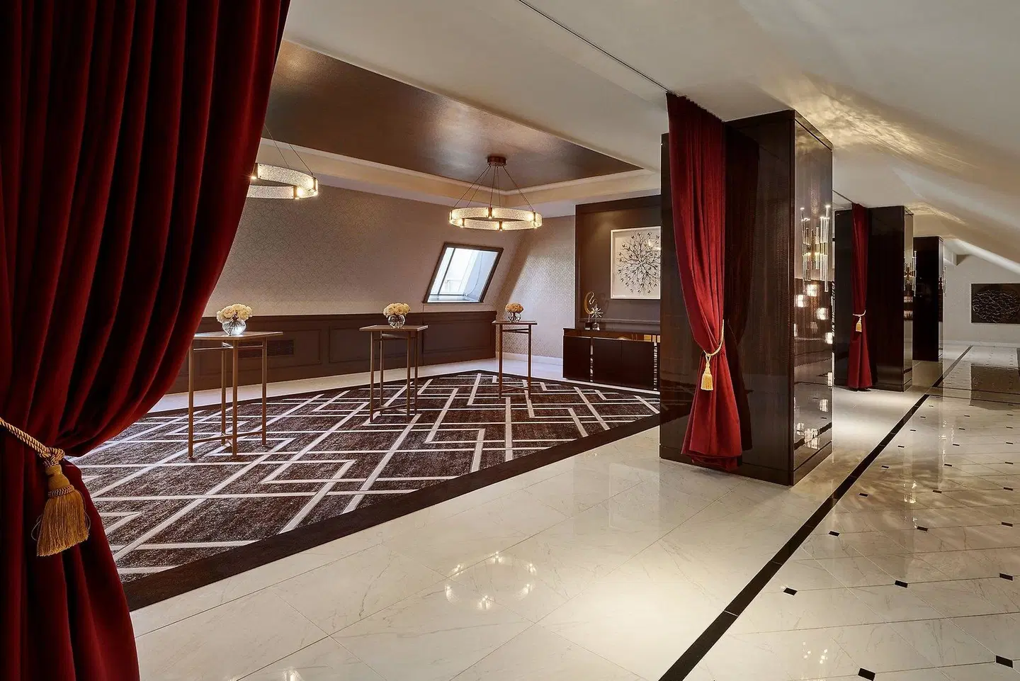 The LaSalle Chicago, Autograph Collection LOUNGE_LOBBY