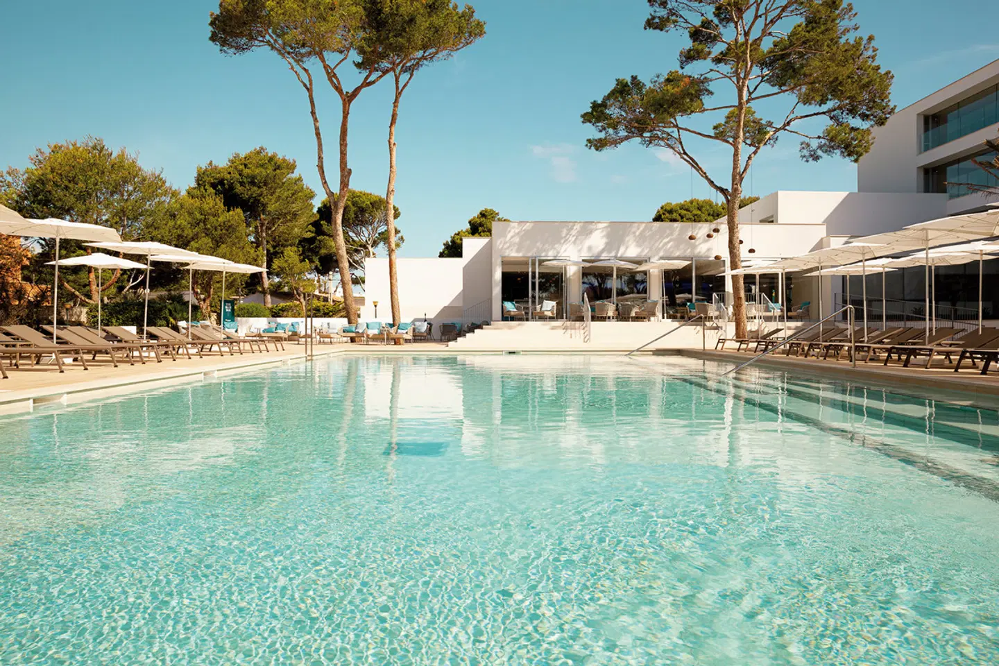 Diamant Hotel & Aparthotel OUTDOOR_POOL
