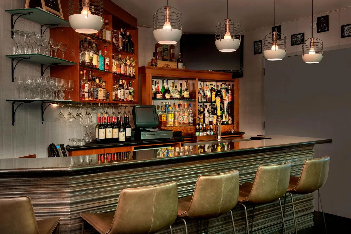 Four Points by Sheraton Manhattan SoHo Village Bar