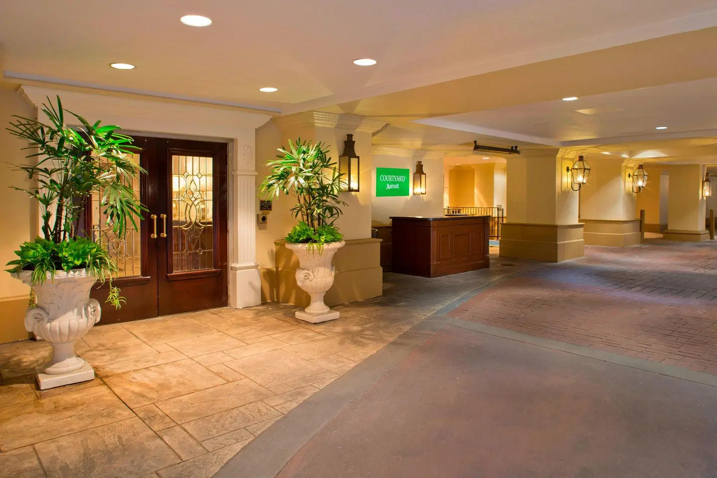 Courtyard by Marriott New Orleans Downtown/Iberville LOUNGE_LOBBY