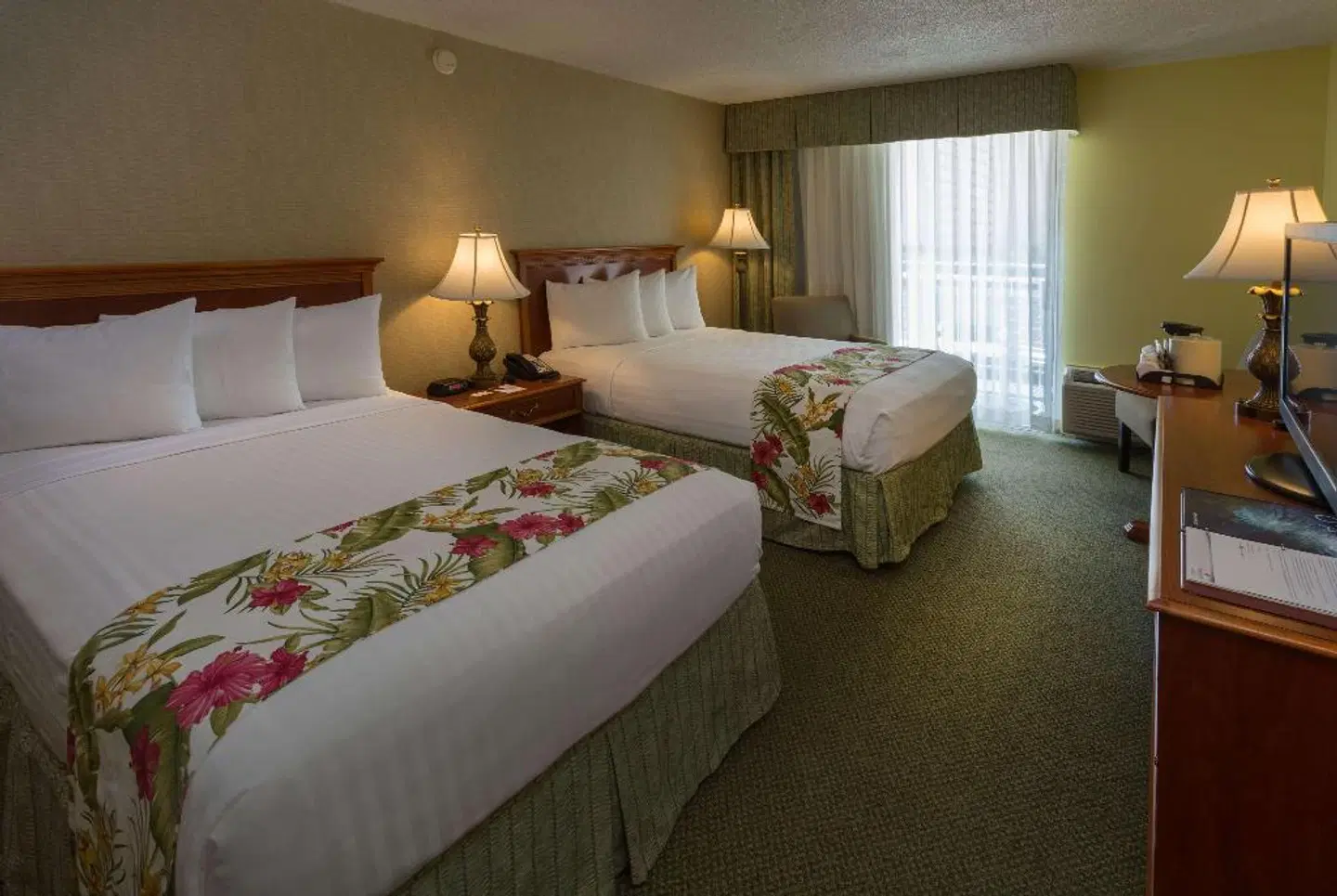 Ramada Plaza Waikiki ROOM_EXAMPLE