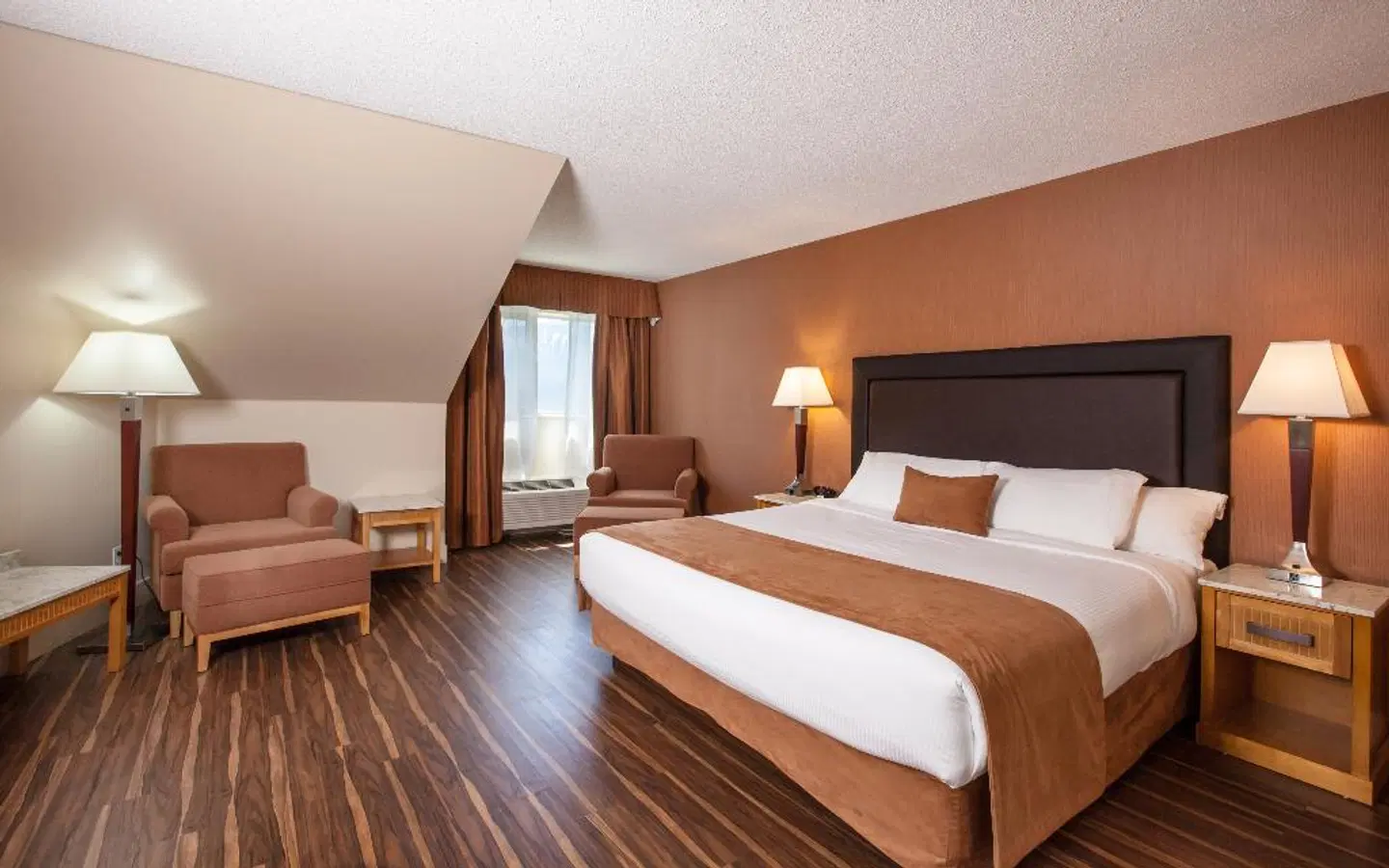 The Hillcrest Hotel - a Coast Resort ROOM_EXAMPLE