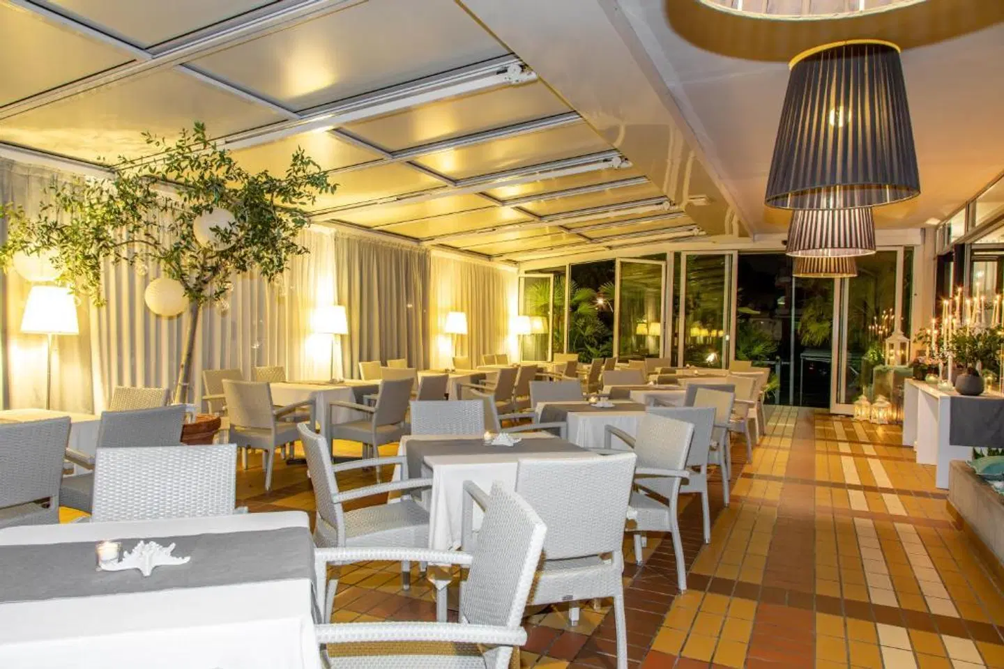 Santiago Restaurant