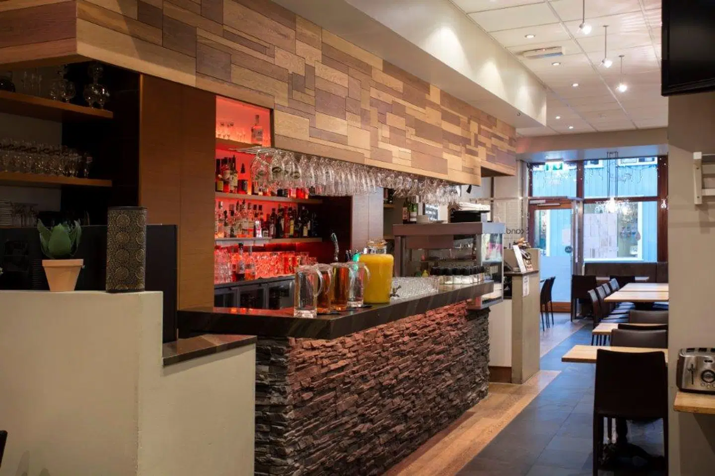 Frón Bar