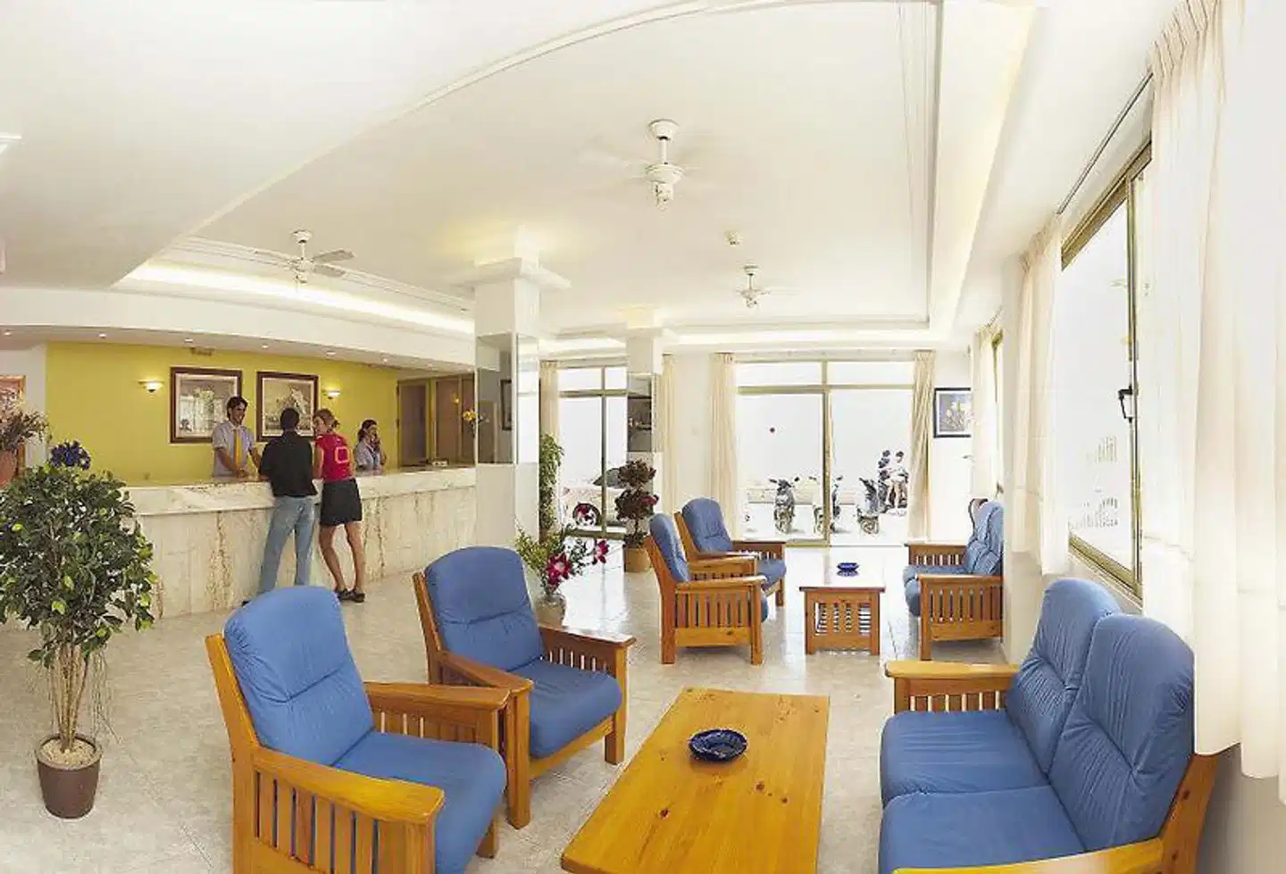 Vibra Panoramic Apartments Lobby