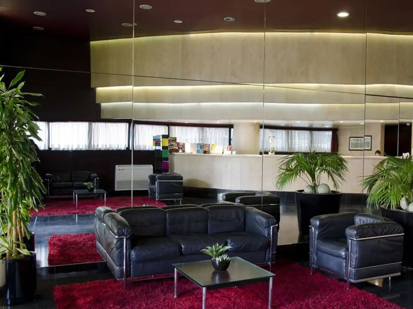 VIP Executive Suites Eden Bar