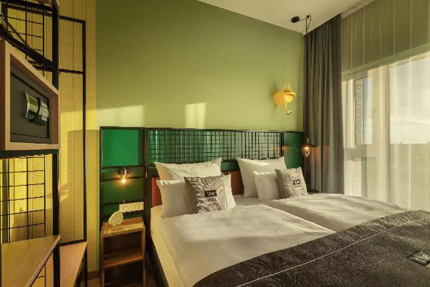 Holiday Inn - the niu, Dwarf Berlin Schöneberg Wohnbeispiel