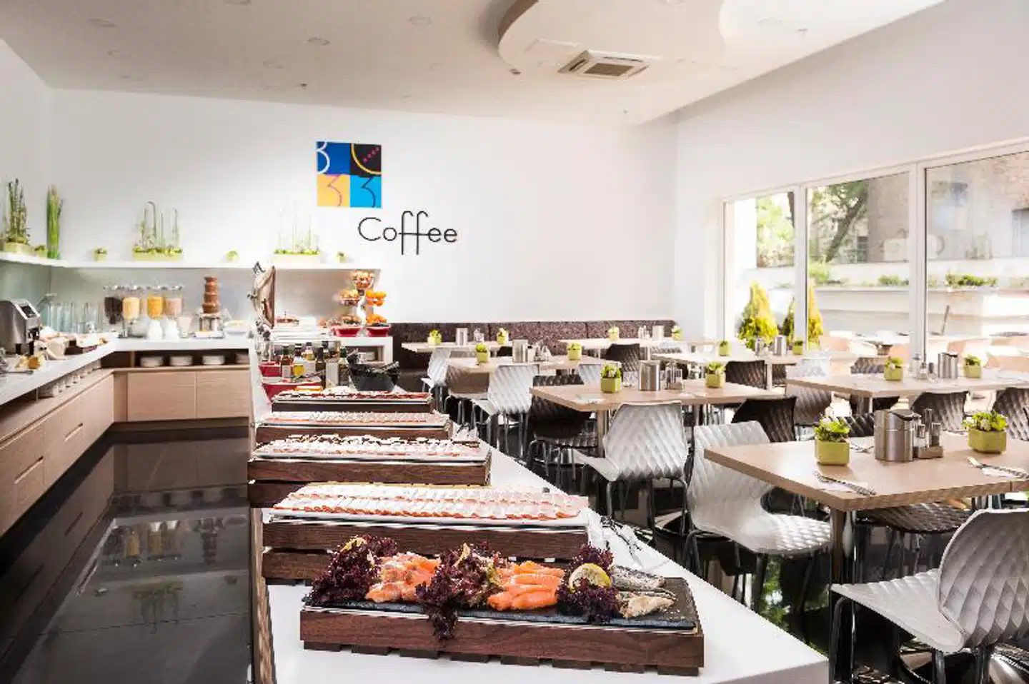 Bo33 Hotel Family And Suites Restaurant
