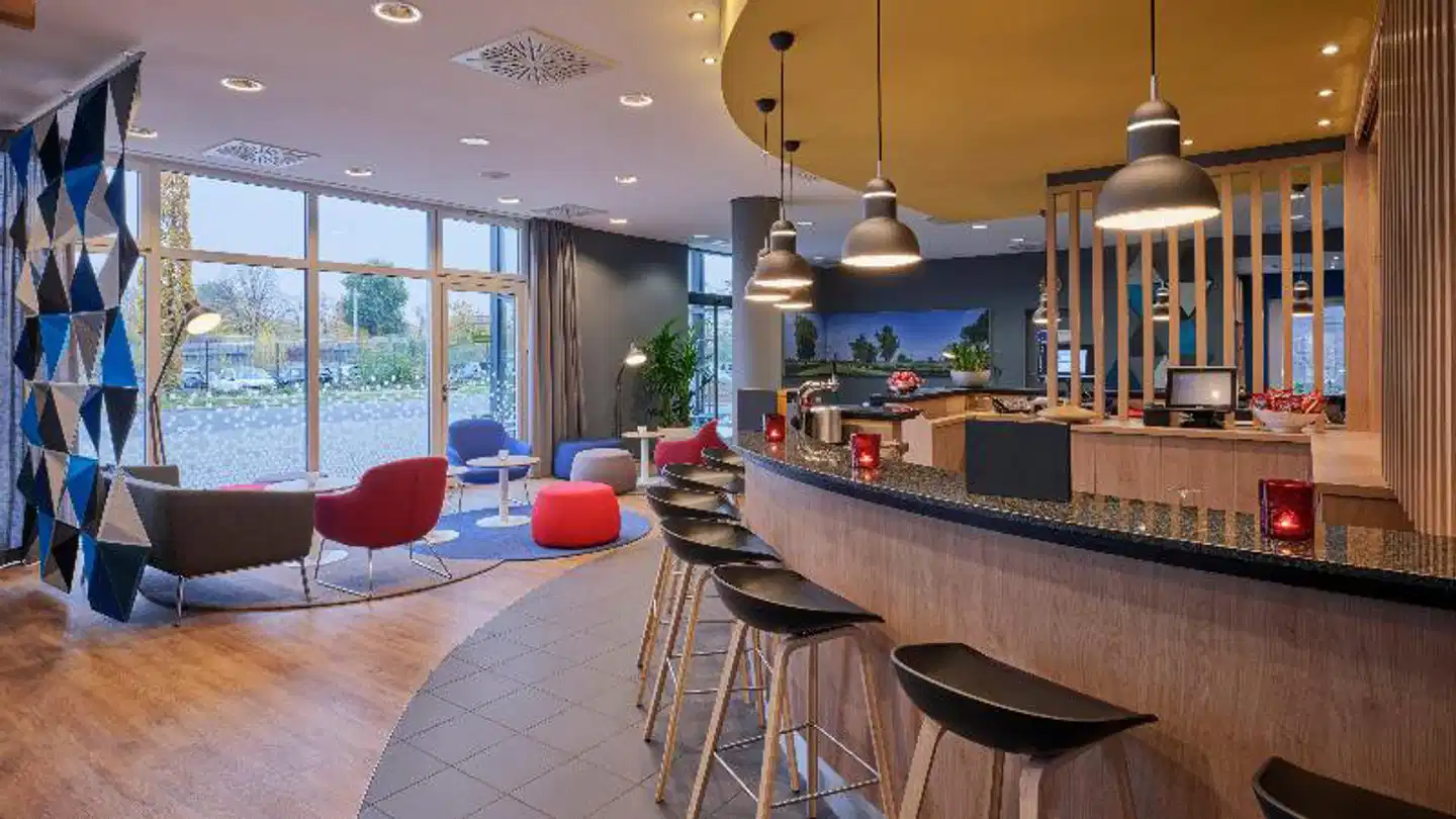 Holiday Inn Express Dusseldorf - City North Bar