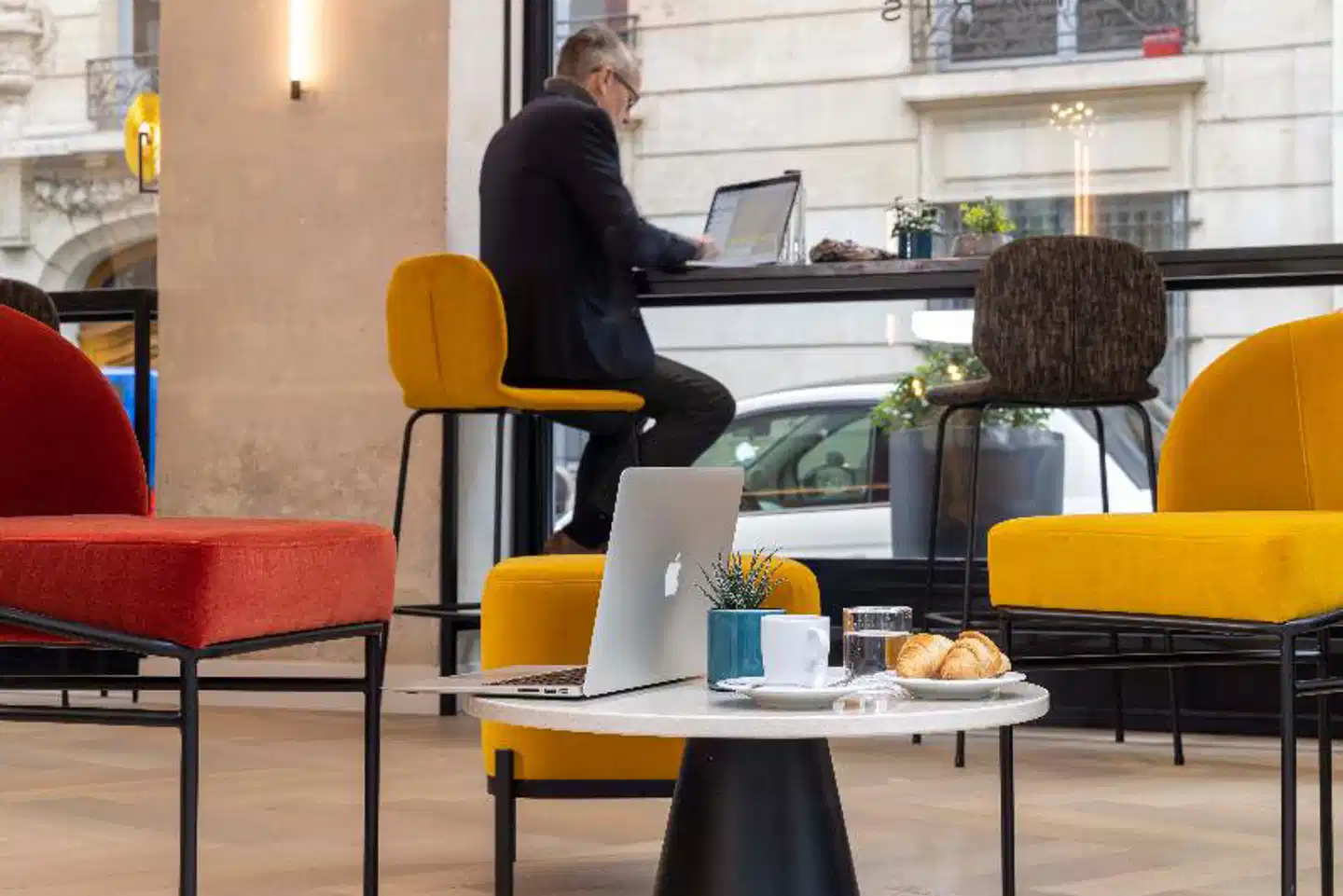 Hotel Le 12 Lobby