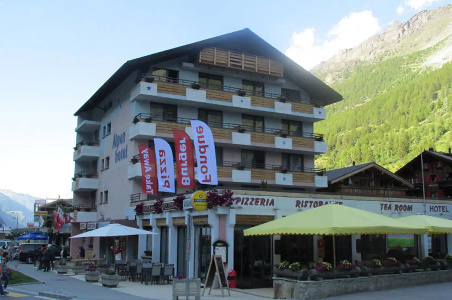 Matterhorn Inn Aussenansicht