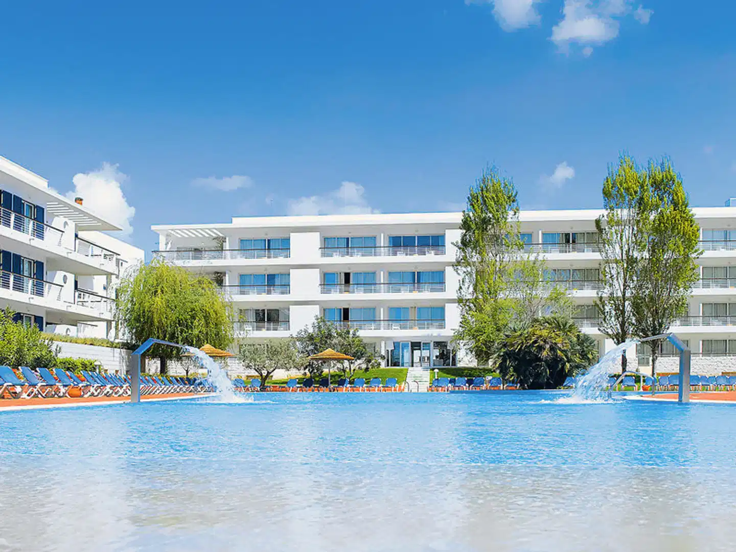 Marina Club Lagos Resort Aussenansicht