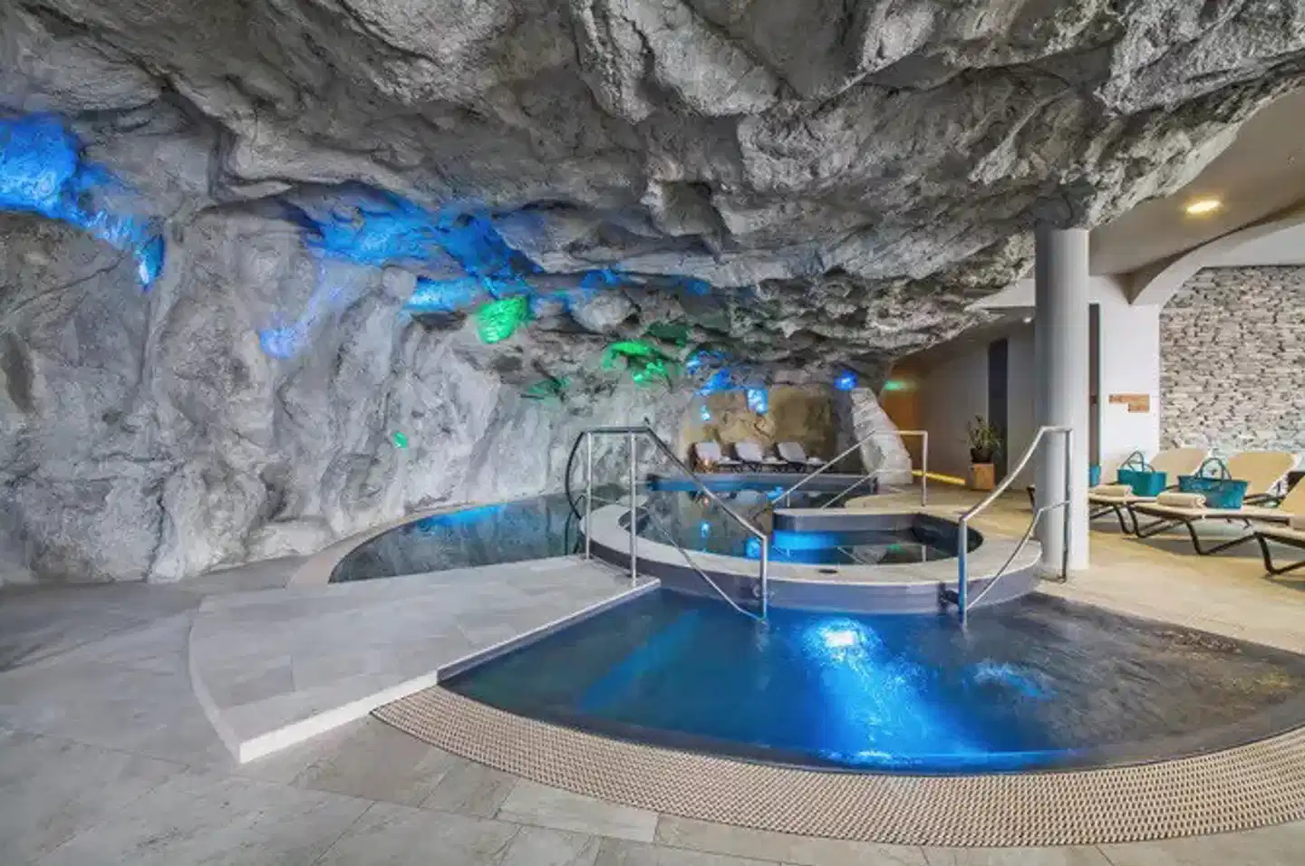 Kurhaus Cademario - Adults Only Hallenbad