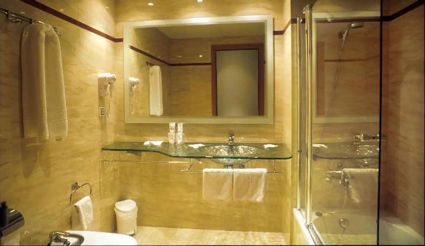 Blaumar Blanes Badezimmer