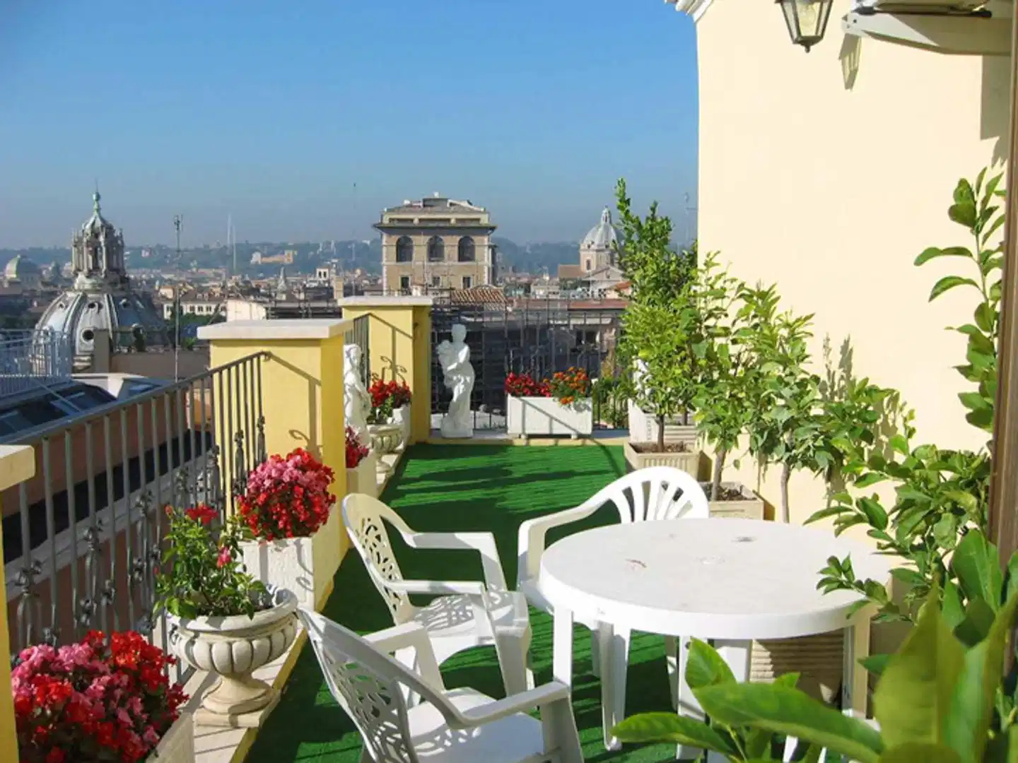 Pace Helvezia Terrasse
