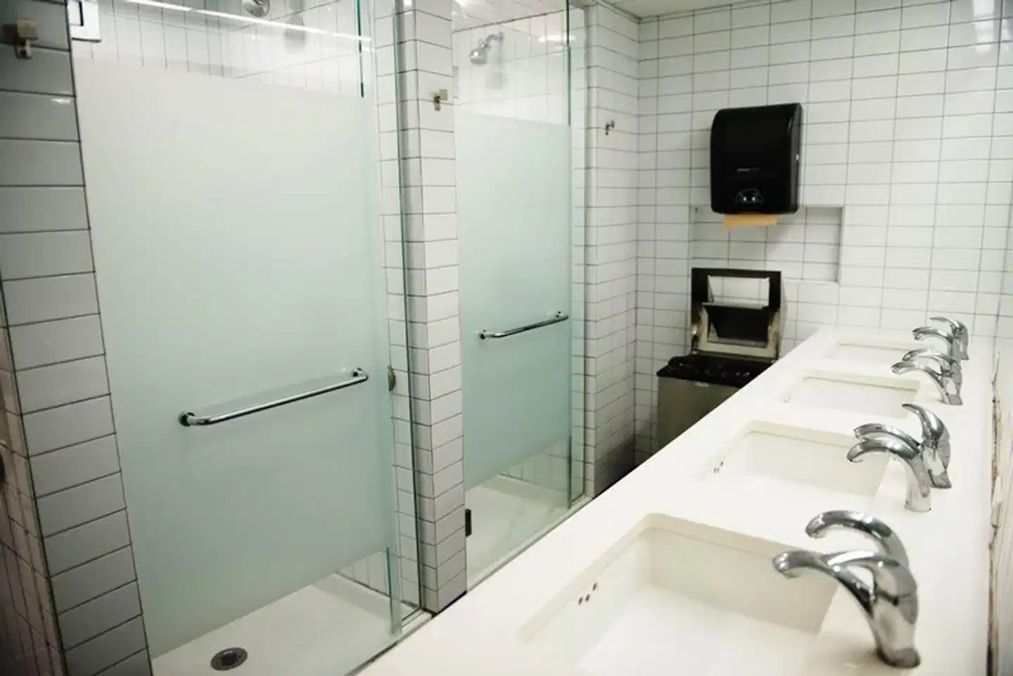 YMCA Westside Badezimmer