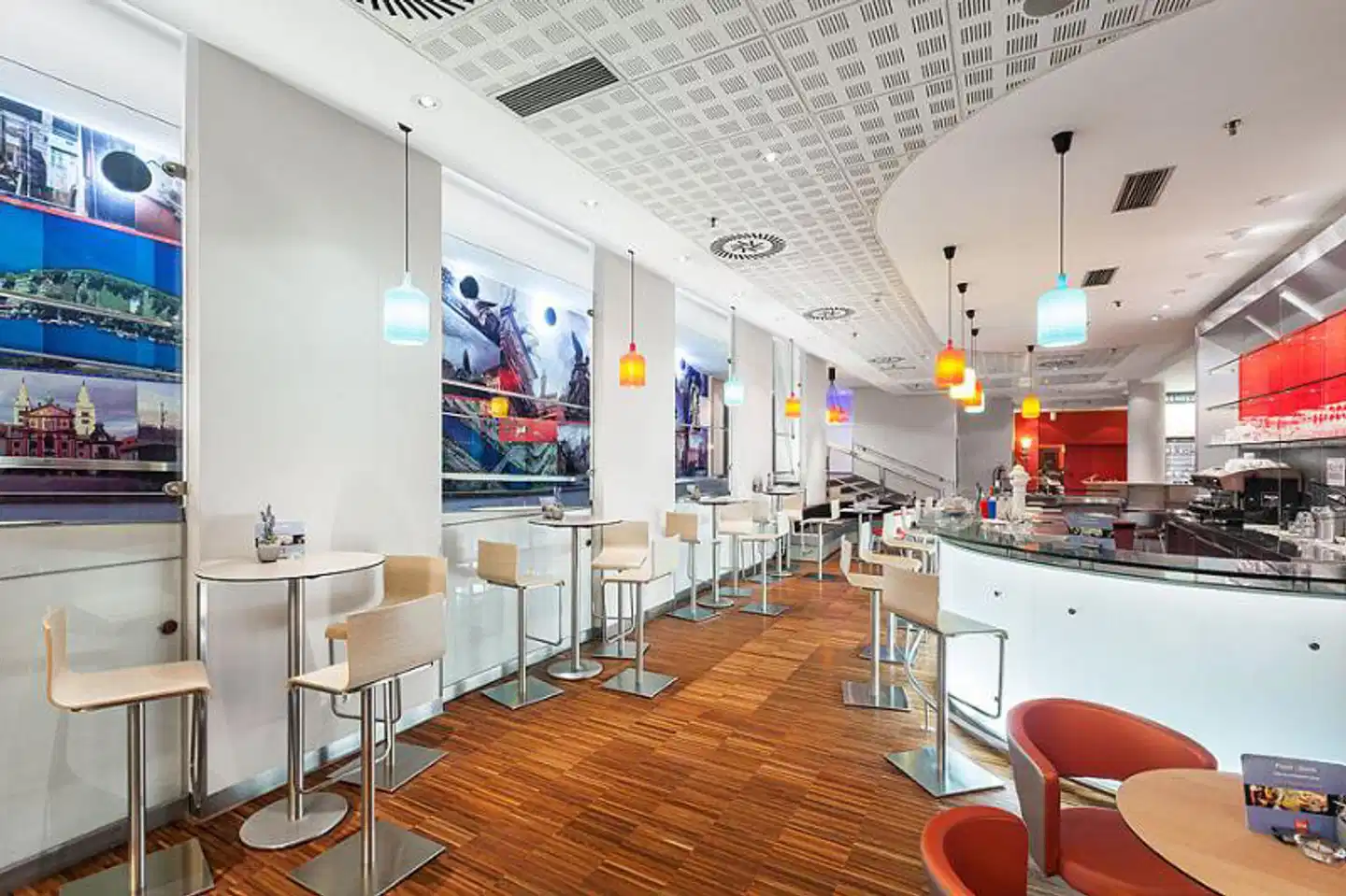 Ibis Praha Old Town Bar